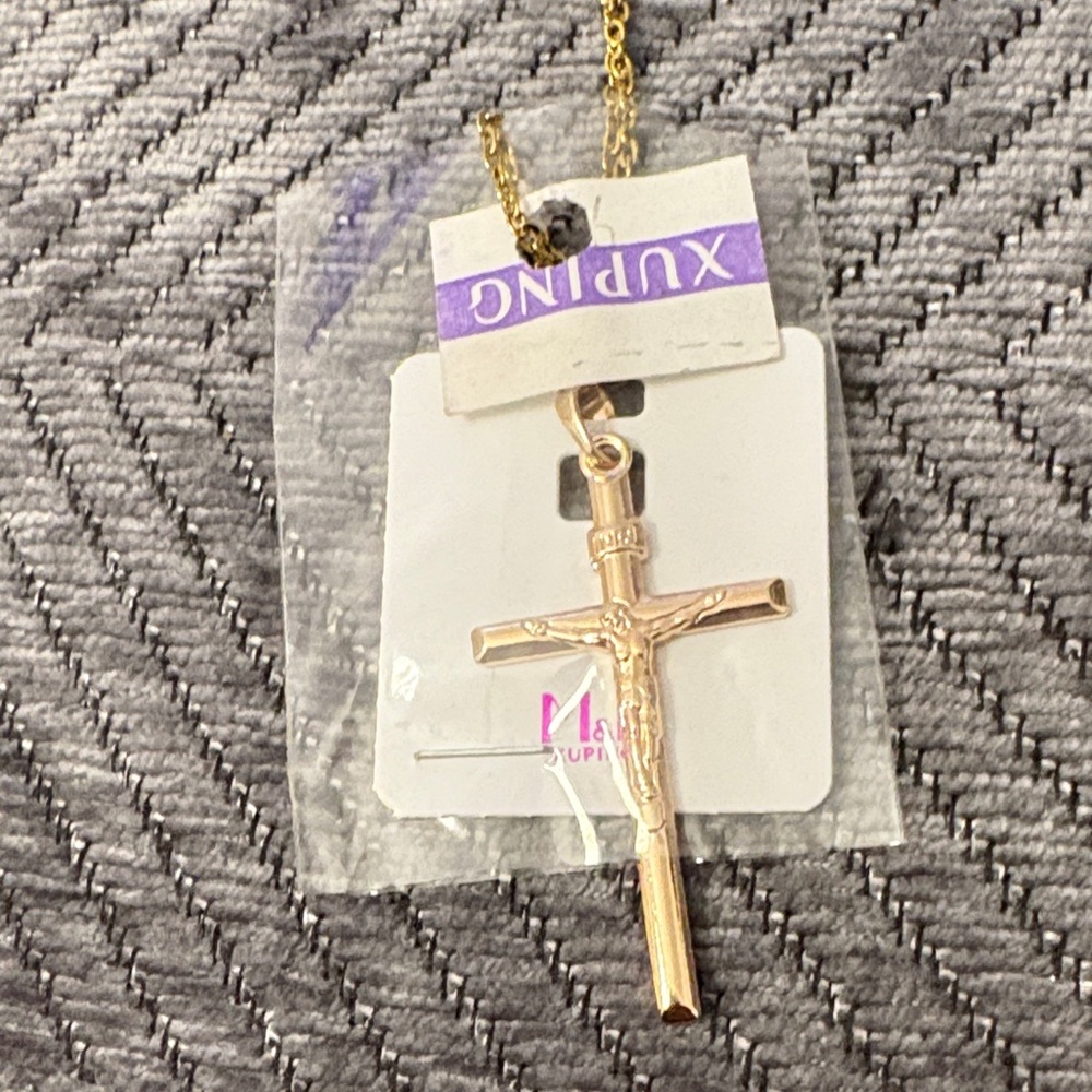 Ping Gold Cross Pendant Necklace